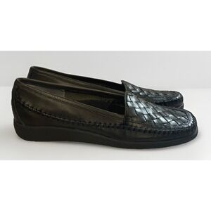 Auditions Black Leather Basket Weave Slip On Loafers Women's Size 6AA